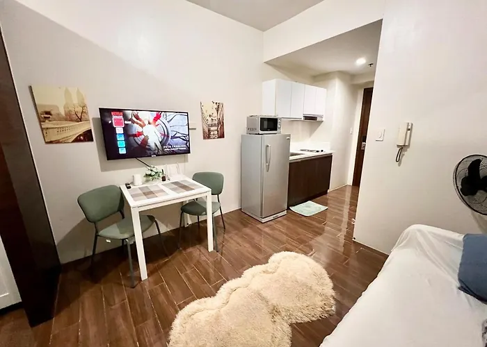 Apartment Skyline Serenity Designer 1br With Balcony At Air *